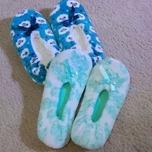 Fleece slippers - 2 pairs - New
